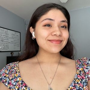 Meet your Posher, Cat